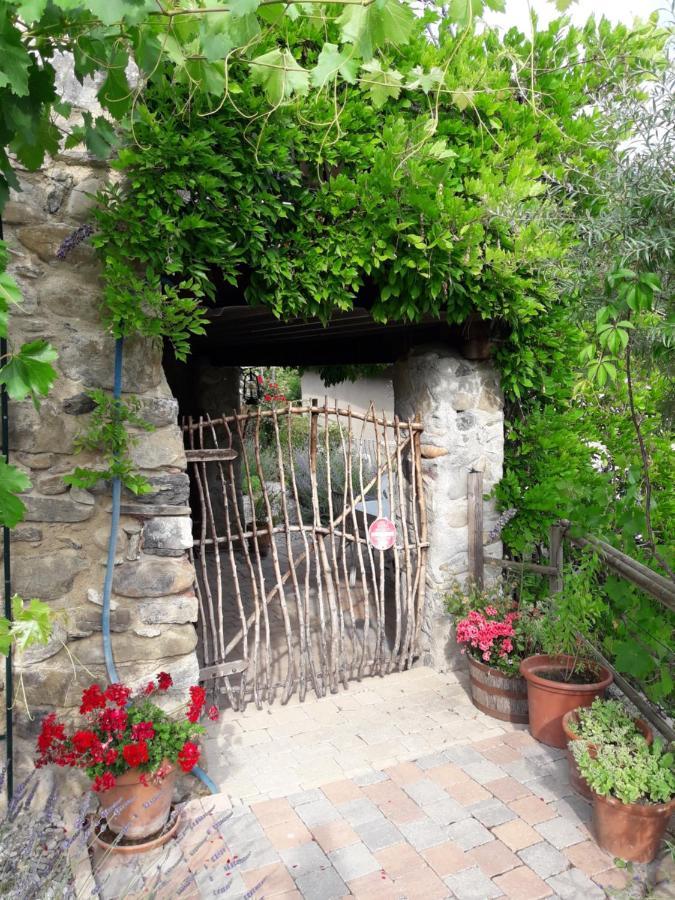 Maison Aux Lavandes The Studio Vaumeilh Esterno foto