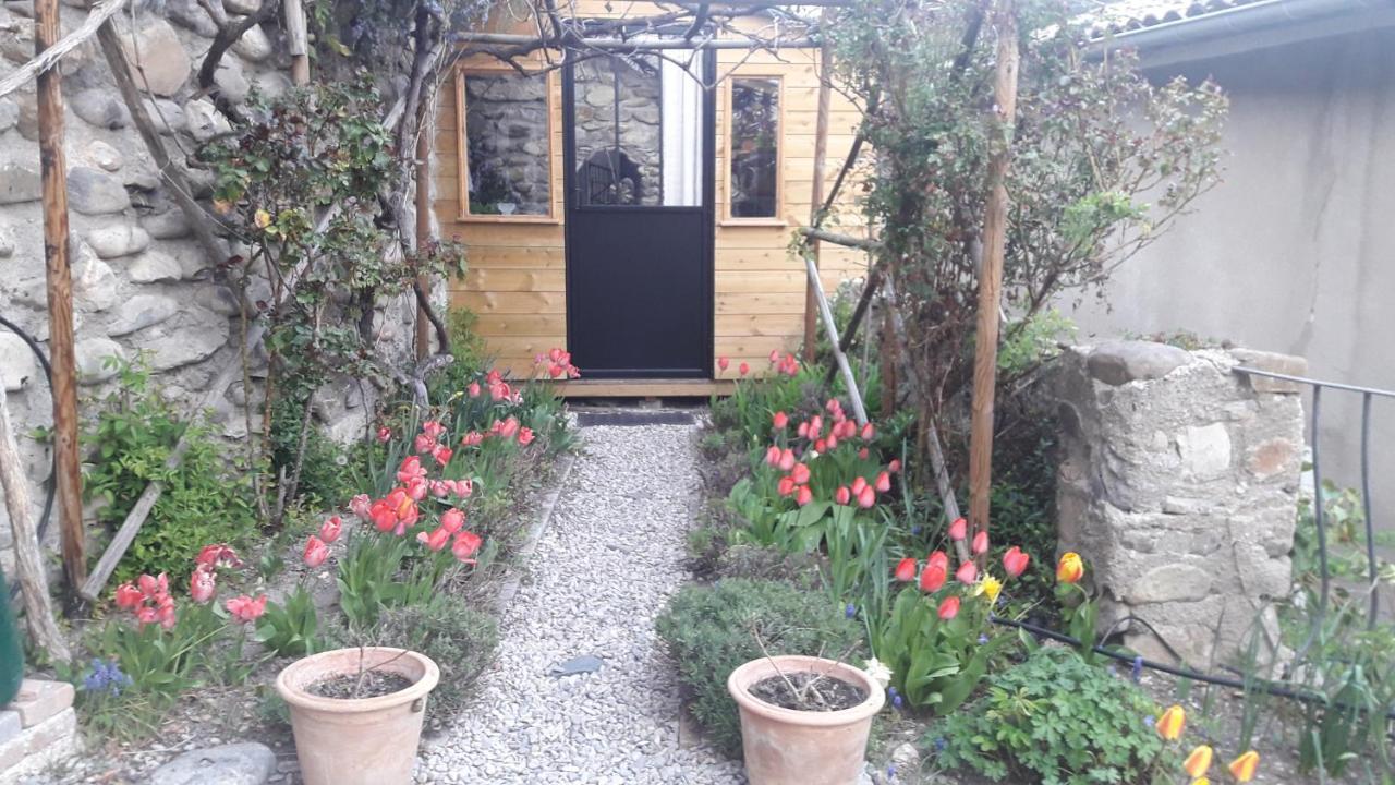 Maison Aux Lavandes The Studio Vaumeilh Esterno foto